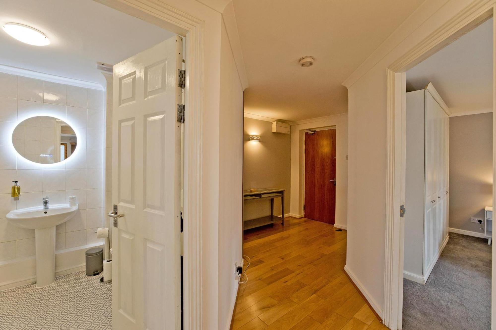 Imperial Meridian Place Apartment ロンドン エクステリア 写真